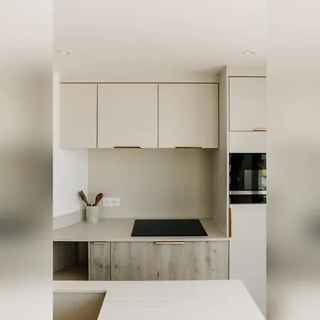 Appartement Phare Ouest - *